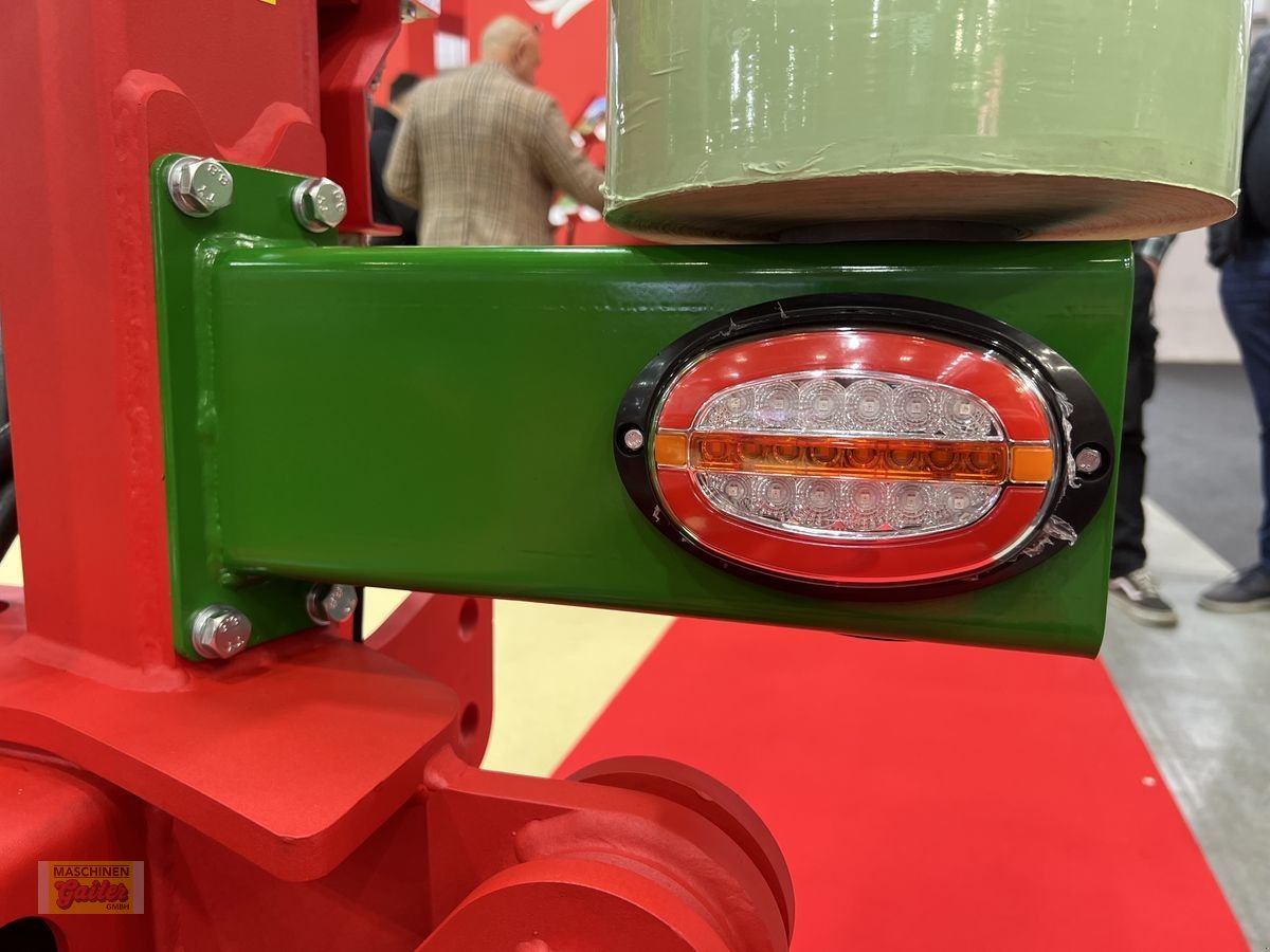 Ballenwickler del tipo Enorossi BW 100 EVO Dreipunktwickler, Neumaschine en Kötschach (Imagen 12)
