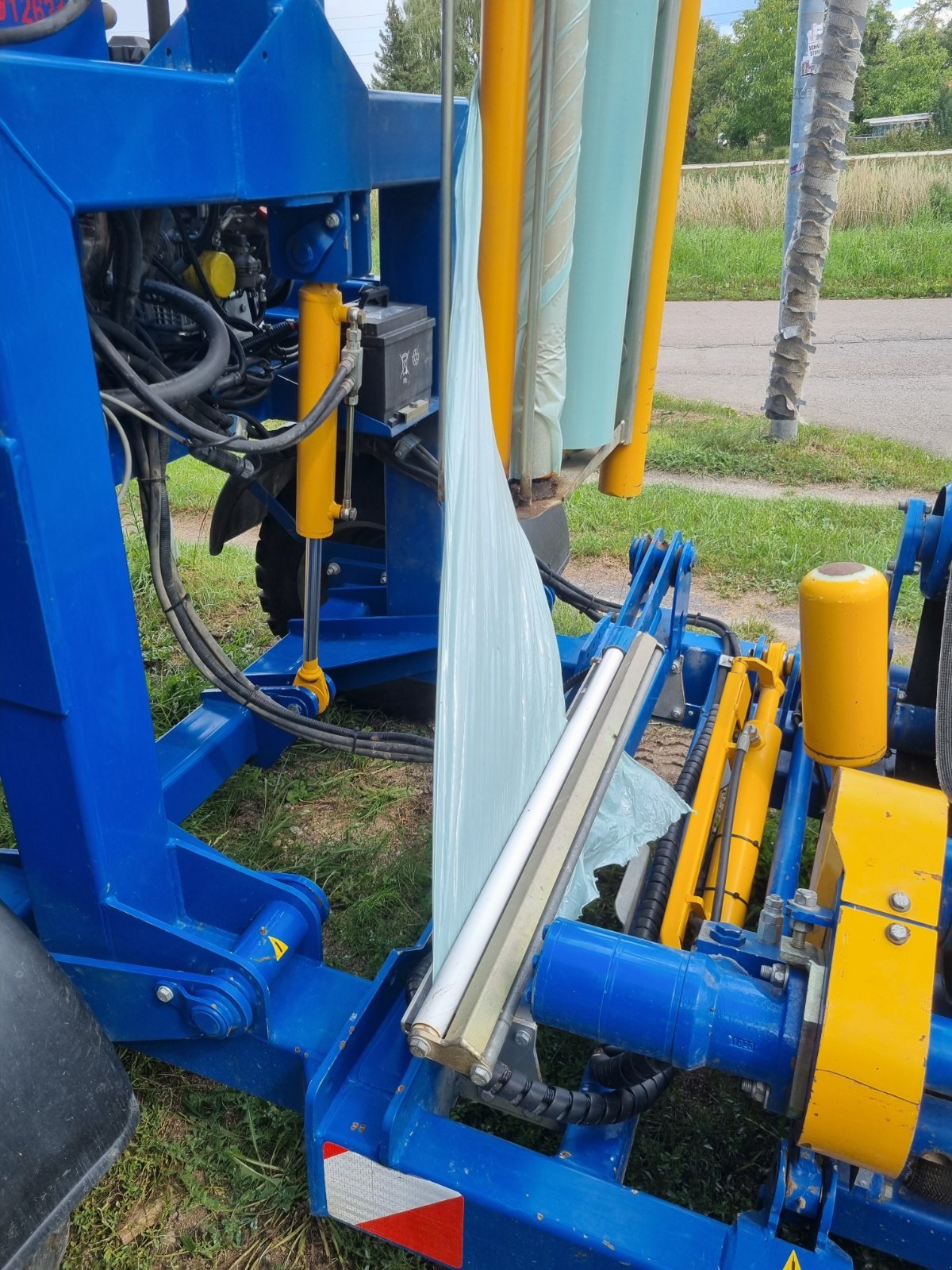 Ballenwickler des Typs Göweil G 3010 Q, Gebrauchtmaschine in Leinfelden-Echterdingen  (Bild 2)