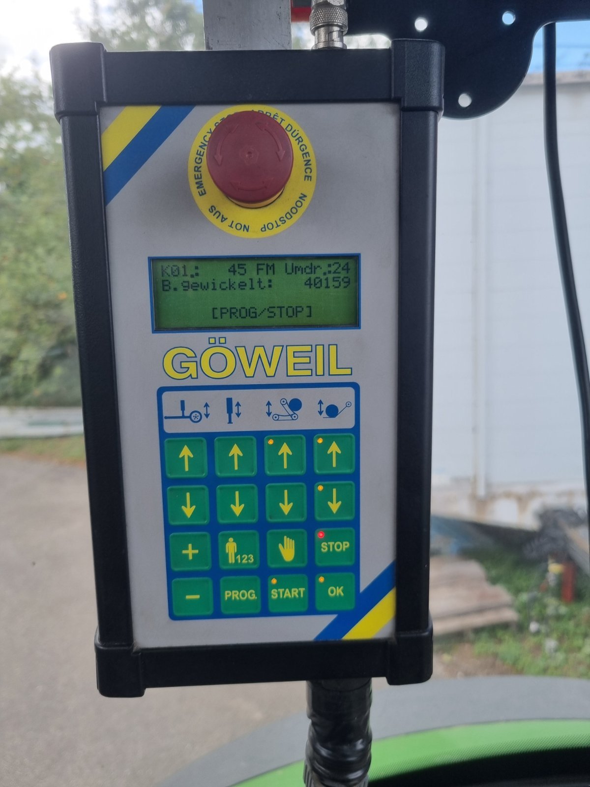 Ballenwickler des Typs Göweil G 3010 Q, Gebrauchtmaschine in Leinfelden-Echterdingen  (Bild 3)