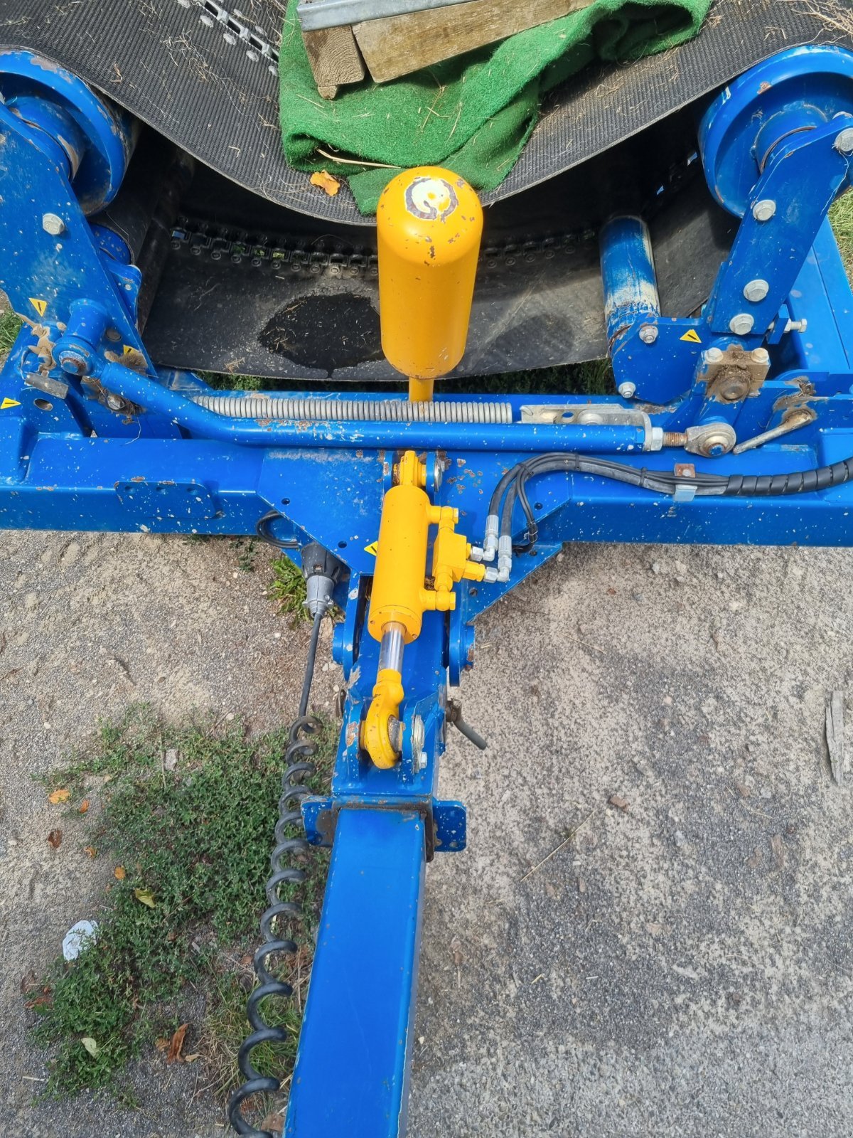 Ballenwickler des Typs Göweil G 3010 Q, Gebrauchtmaschine in Leinfelden-Echterdingen  (Bild 4)