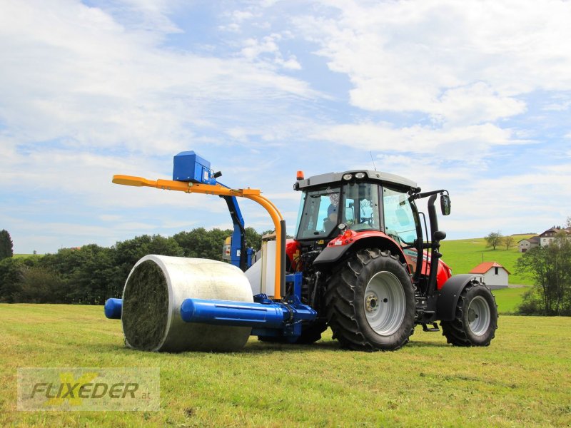 Ballenwickler des Typs Göweil G1015, Neumaschine in Pattigham (Bild 1)