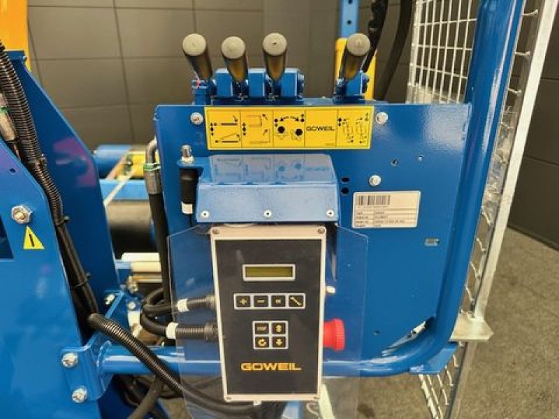 Ballenwickler des Typs Göweil Rundballenwickler G2020, Neumaschine in Tamsweg (Bild 16)