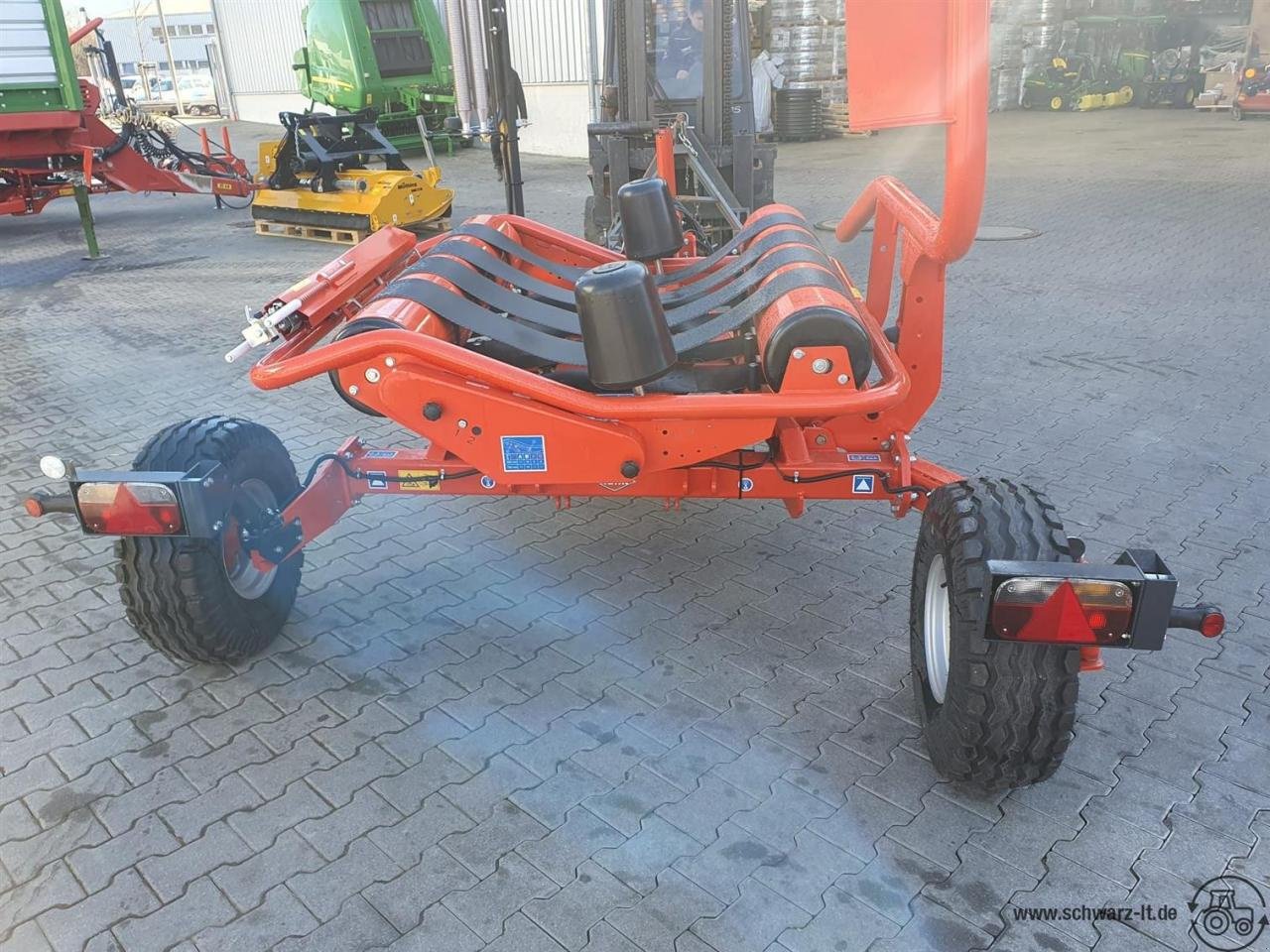 Ballenwickler a típus Kuhn RW 1410 C, Neumaschine ekkor: Aspach (Kép 5)