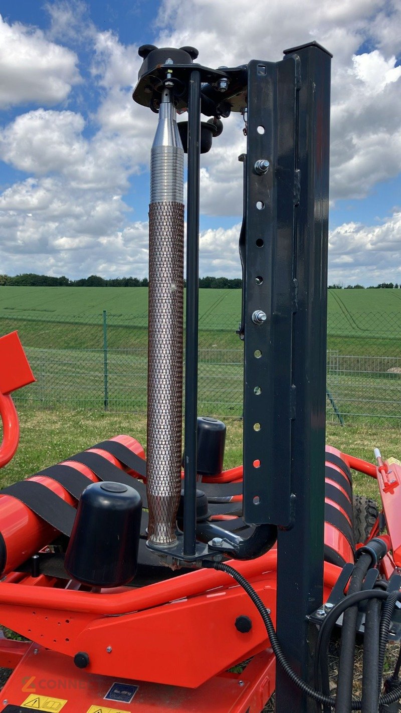 Ballenwickler a típus Kuhn RW 1410C, Neumaschine ekkor: Gerichshain (Kép 7)