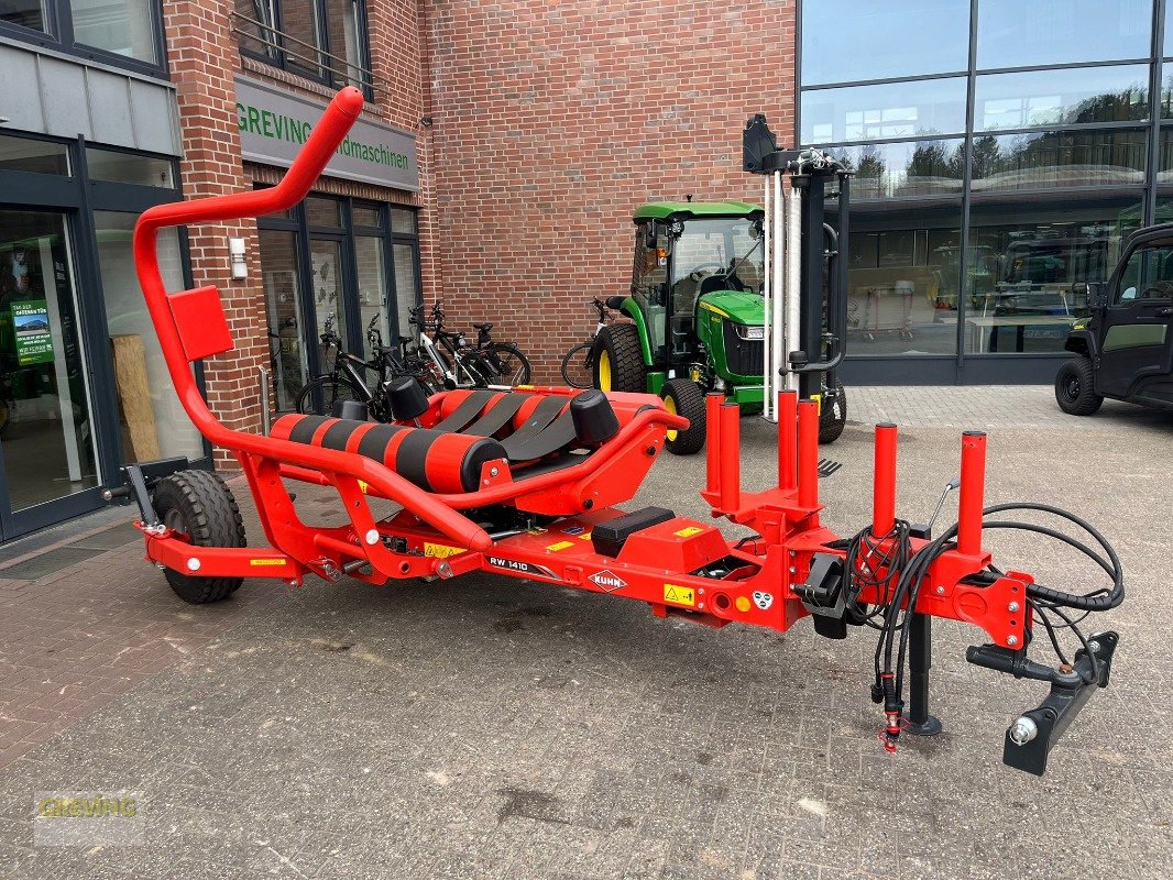 Ballenwickler des Typs Kuhn RW1410C, Neumaschine in Ahaus (Bild 3)