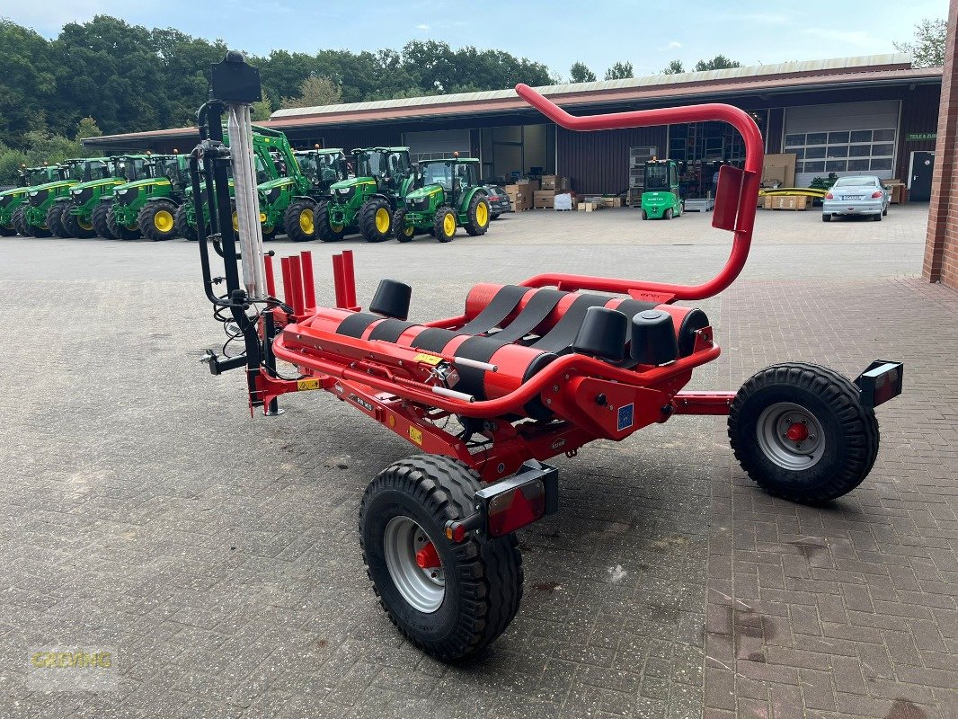 Ballenwickler des Typs Kuhn RW1410C, Neumaschine in Ahaus (Bild 7)