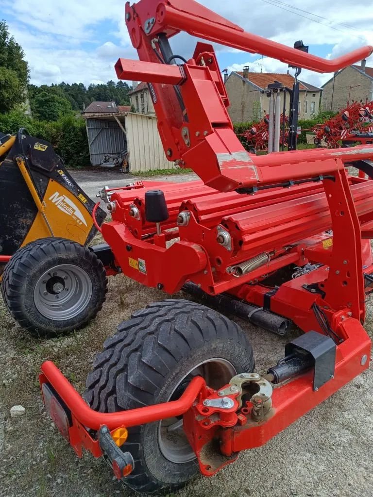 Ballenwickler Türe ait Kuhn Sw1614c, Gebrauchtmaschine içinde Lérouville (resim 3)