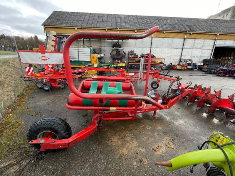 Ballenwickler typu Kverneland 7335, Gebrauchtmaschine v Domdidier