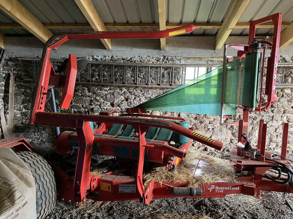 Ballenwickler des Typs Kverneland 7740 CONTACTER LE 06 81 92 65 05, Gebrauchtmaschine in SAINT FLOUR (Bild 4)