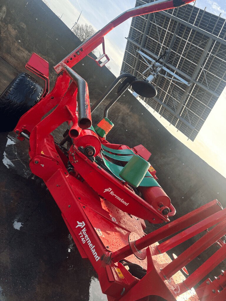 Ballenwickler Türe ait Kverneland ENRUBANNEUSE 7740 S, Gebrauchtmaschine içinde PONTIVY (resim 4)