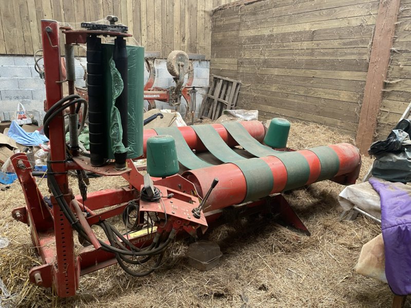 Ballenwickler typu Kverneland UN 7556, Gebrauchtmaschine v UZERCHE