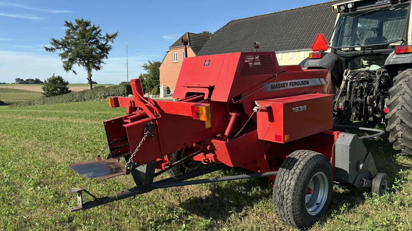 Ballenwickler typu Massey Ferguson 1839 Småballe presser, Gebrauchtmaschine v Nørager (Obrázek 3)