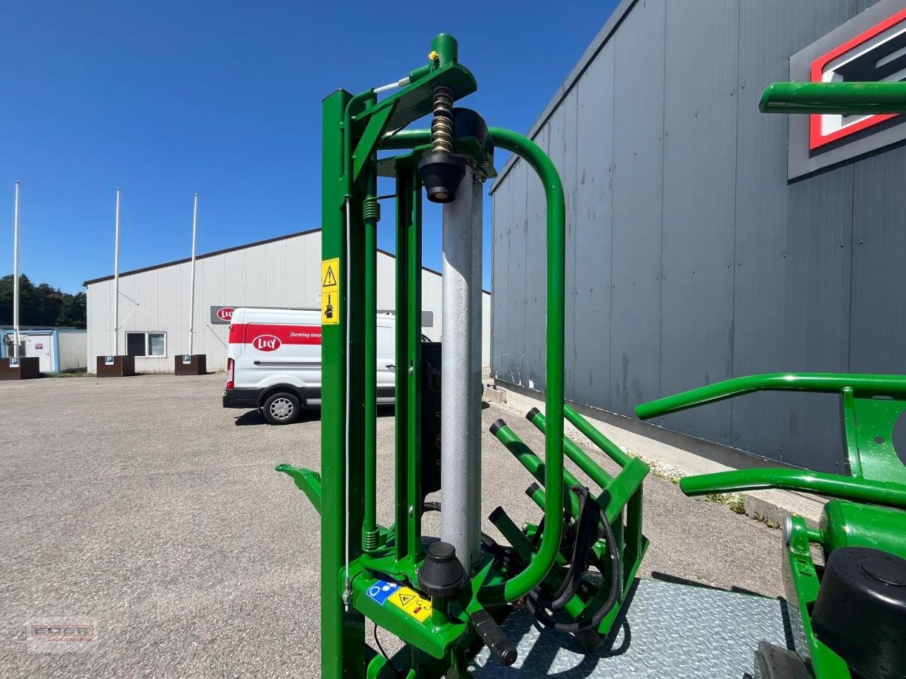 Ballenwickler des Typs McHale 991 BE, Neumaschine in Tuntenhausen (Bild 10)