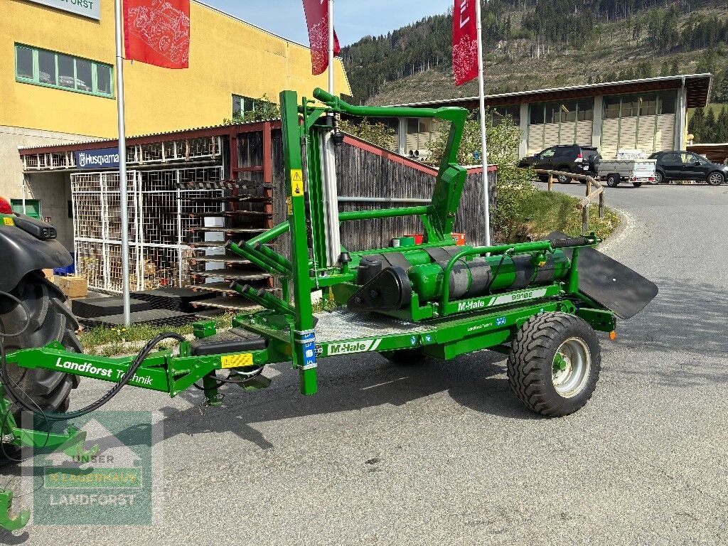 Ballenwickler van het type McHale 991 BE, Neumaschine in Murau (Foto 1)