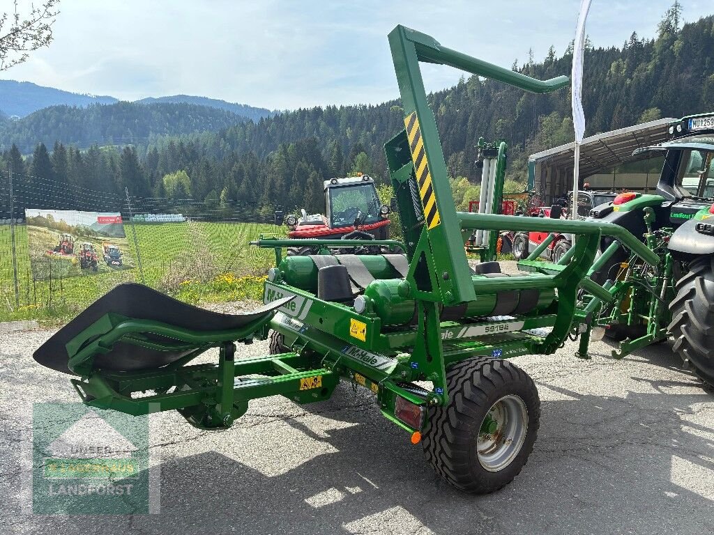 Ballenwickler van het type McHale 991 BE, Neumaschine in Murau (Foto 2)