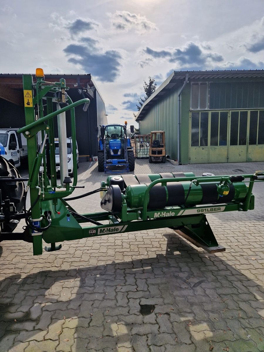 Ballenwickler des Typs McHale 991, Neumaschine in Obritzberg (Bild 4)