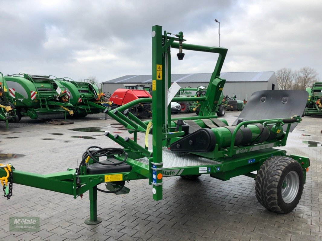 Ballenwickler des Typs McHale 991BE, Neumaschine in Borgholzhausen (Bild 7)