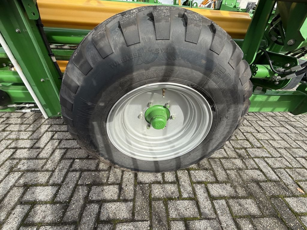 Ballenwickler of the type McHale 998 Balenwikkelaar, Gebrauchtmaschine in BOEKEL (Picture 5)