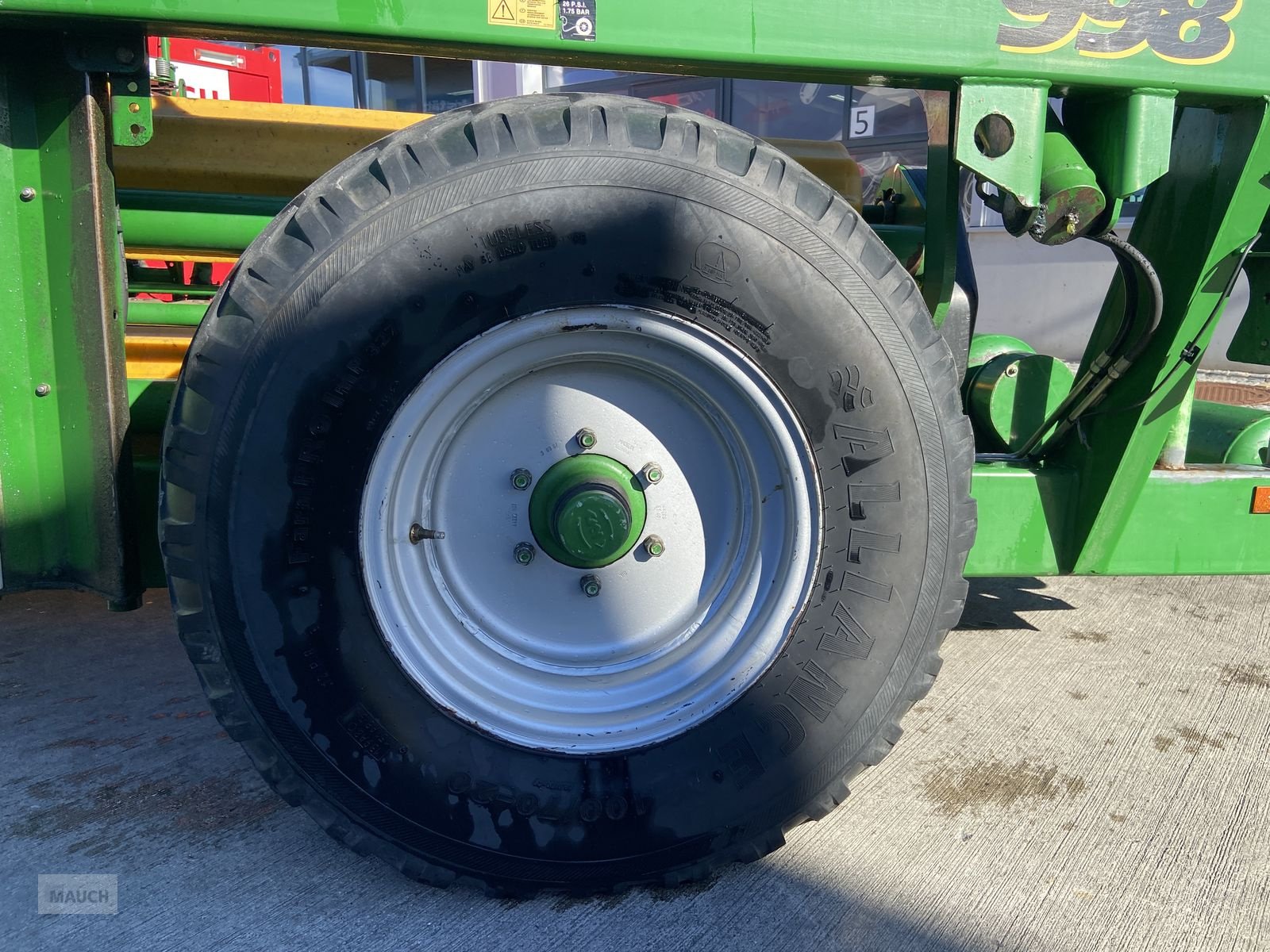 Ballenwickler des Typs McHale 998 Quaderballenwickelmaschine, Gebrauchtmaschine in Burgkirchen (Bild 12)