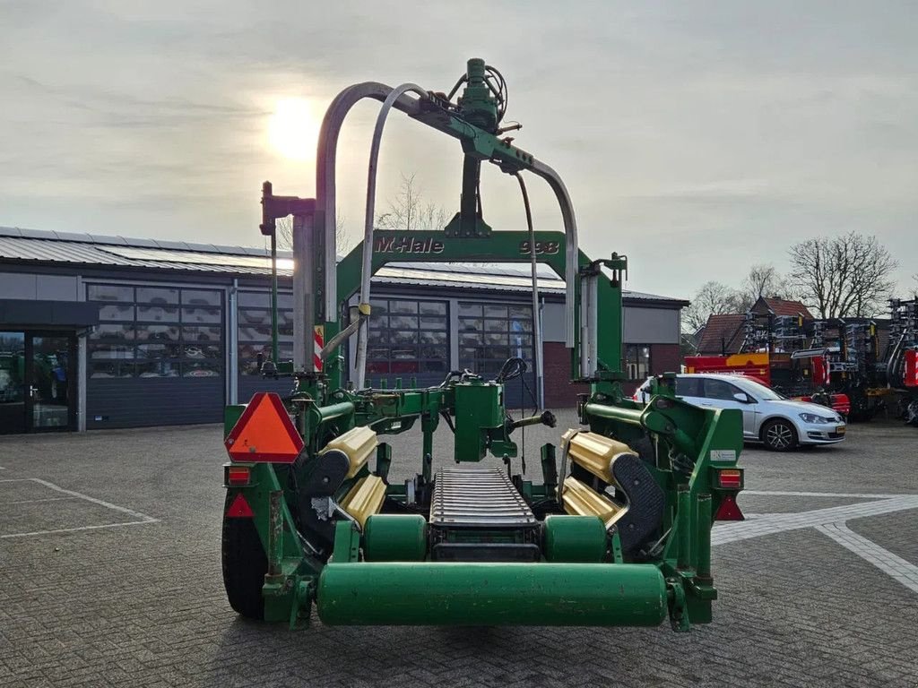 Ballenwickler del tipo McHale 998 wikkelaar, Gebrauchtmaschine In BENNEKOM (Immagine 4)