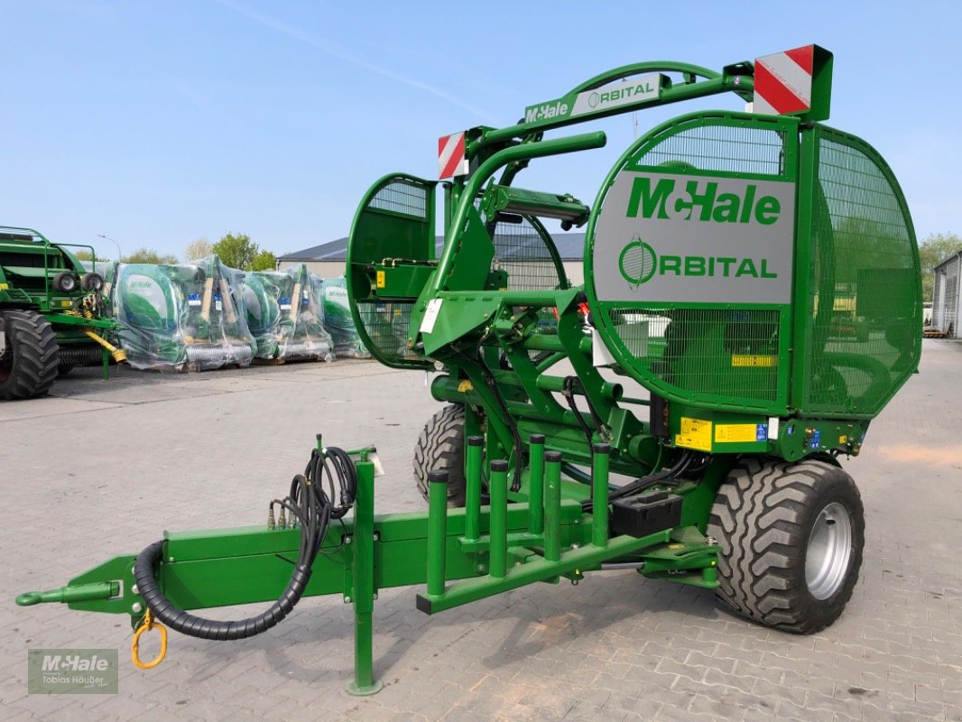 Ballenwickler of the type McHale Orbital High Speed Rundballenwickler, Neumaschine in Borgholzhausen (Picture 5)