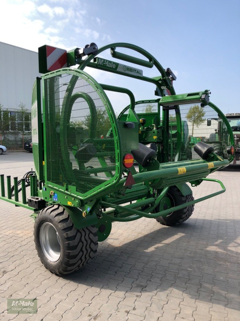 Ballenwickler of the type McHale Orbital High Speed Rundballenwickler, Neumaschine in Borgholzhausen (Picture 8)