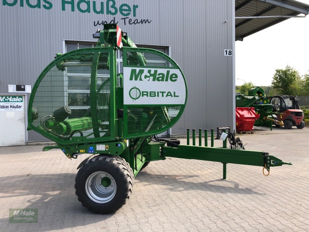 Ballenwickler of the type McHale Orbital High Speed Rundballenwickler, Neumaschine in Borgholzhausen (Picture 3)