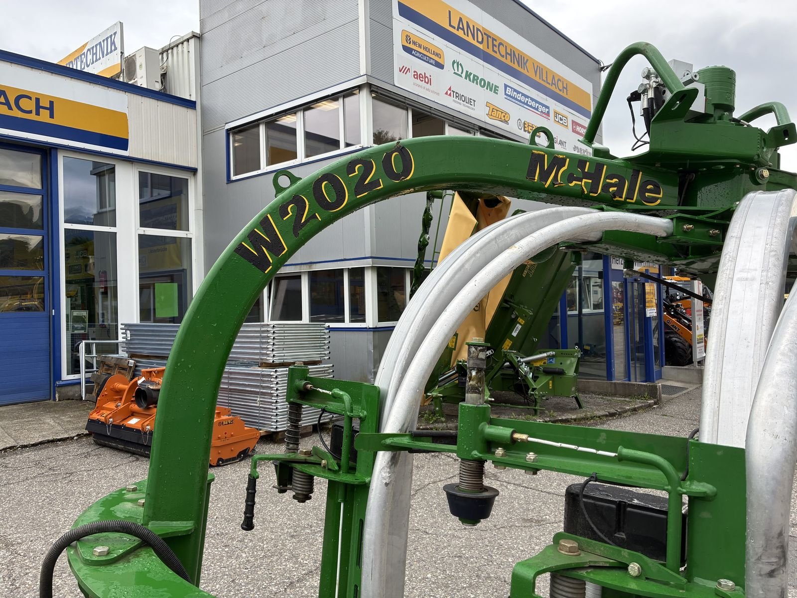 Ballenwickler of the type McHale W2020, Gebrauchtmaschine in Villach (Picture 2)
