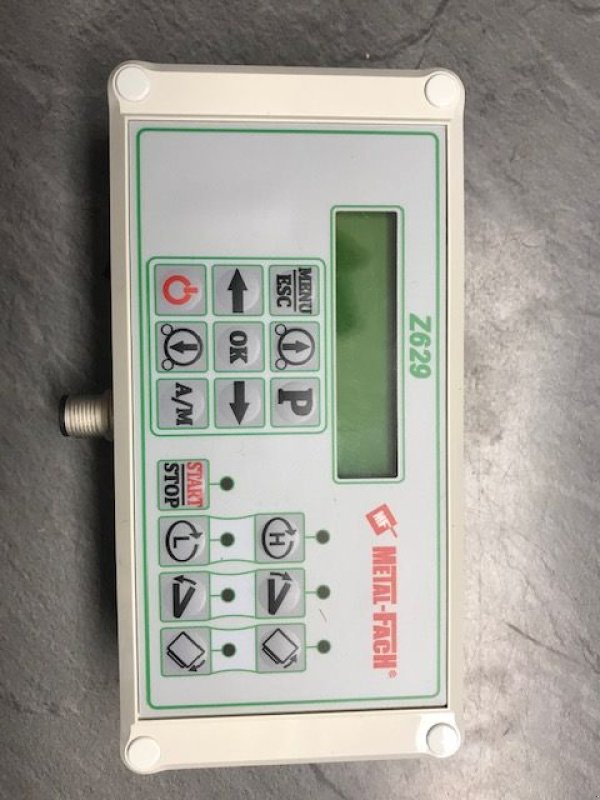 Ballenwickler des Typs Metal-Fach vollautomatischer Dreipunktwickler Z629, Neumaschine in Tamsweg (Bild 17)