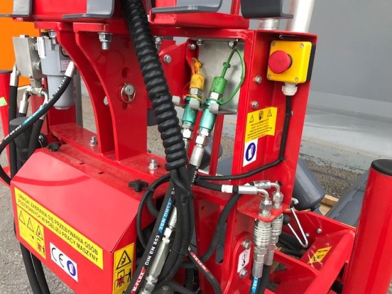 Ballenwickler des Typs Metal-Fach vollautomatischer Dreipunktwickler Z629, Neumaschine in Tamsweg (Bild 15)