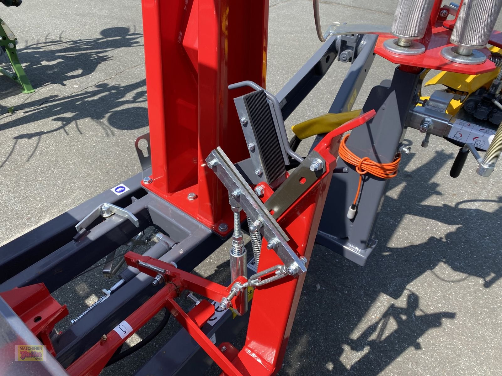 Ballenwickler typu Metal-Fach Z 237 gezogen, Neumaschine v Kötschach (Obrázek 14)