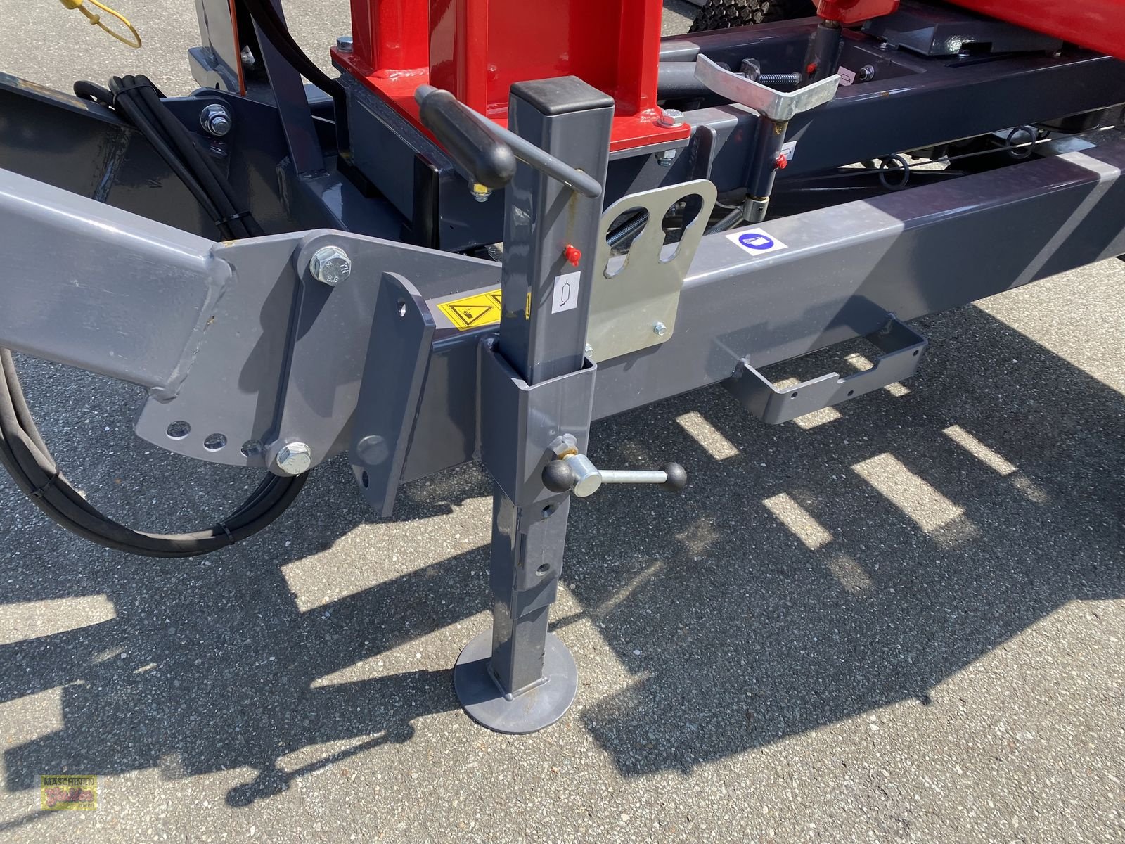 Ballenwickler typu Metal-Fach Z 237 gezogen, Neumaschine v Kötschach (Obrázek 18)