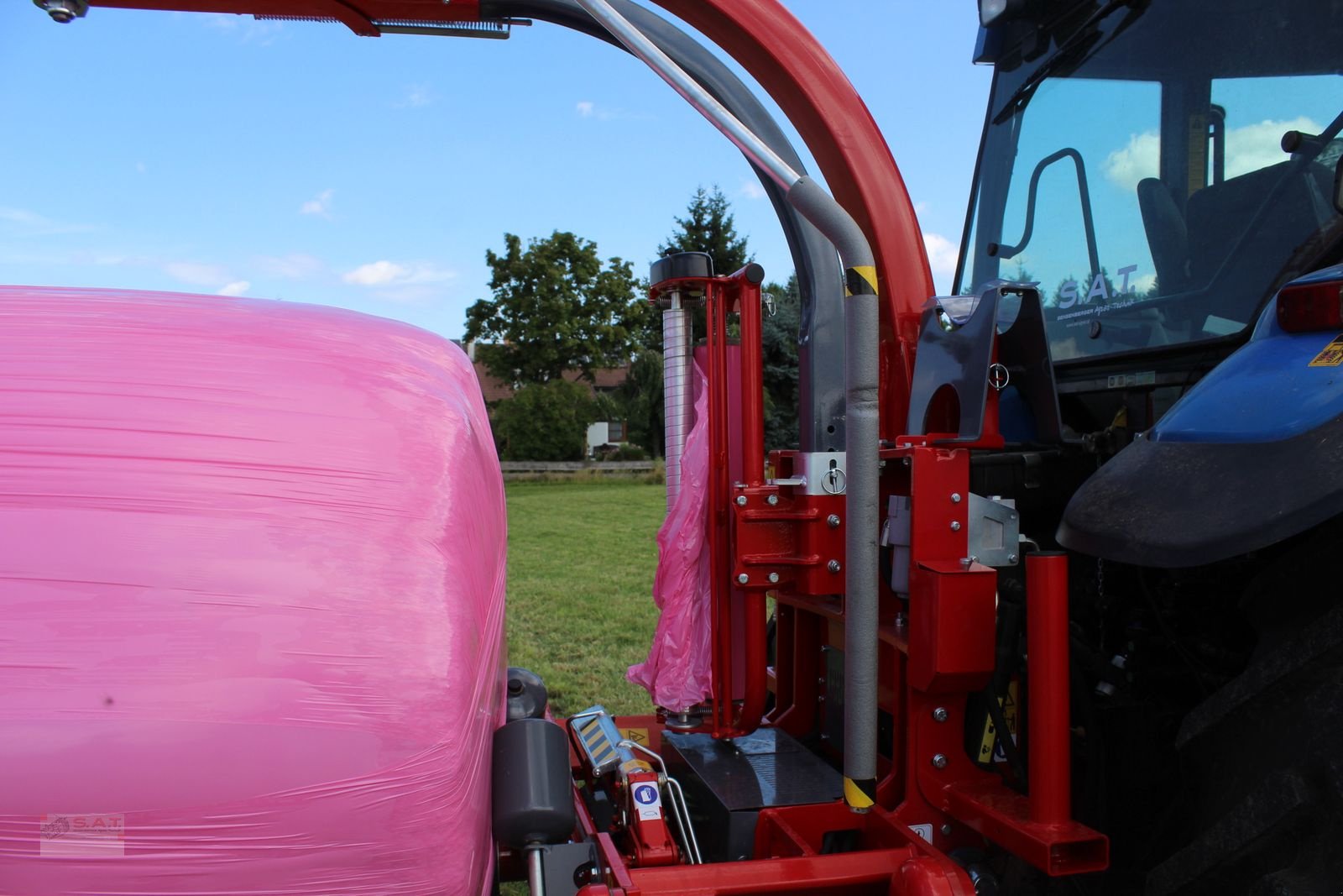 Ballenwickler of the type Metal-Fach Z 629-Vollautomatischer Dreipunktwickler, Neumaschine in Eberschwang (Picture 8)