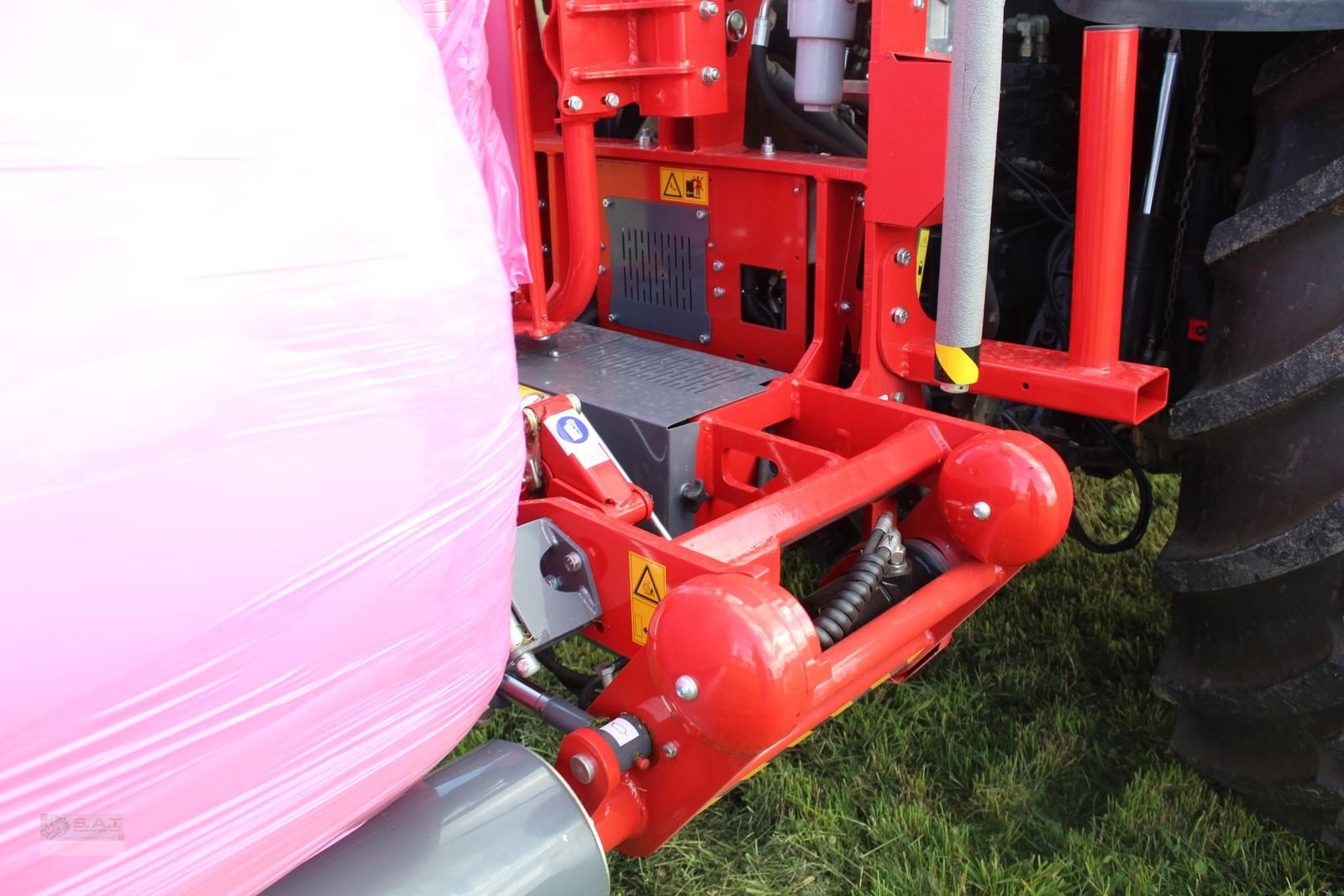 Ballenwickler of the type Metal-Fach Z 629-Vollautomatischer Dreipunktwickler, Neumaschine in Eberschwang (Picture 15)