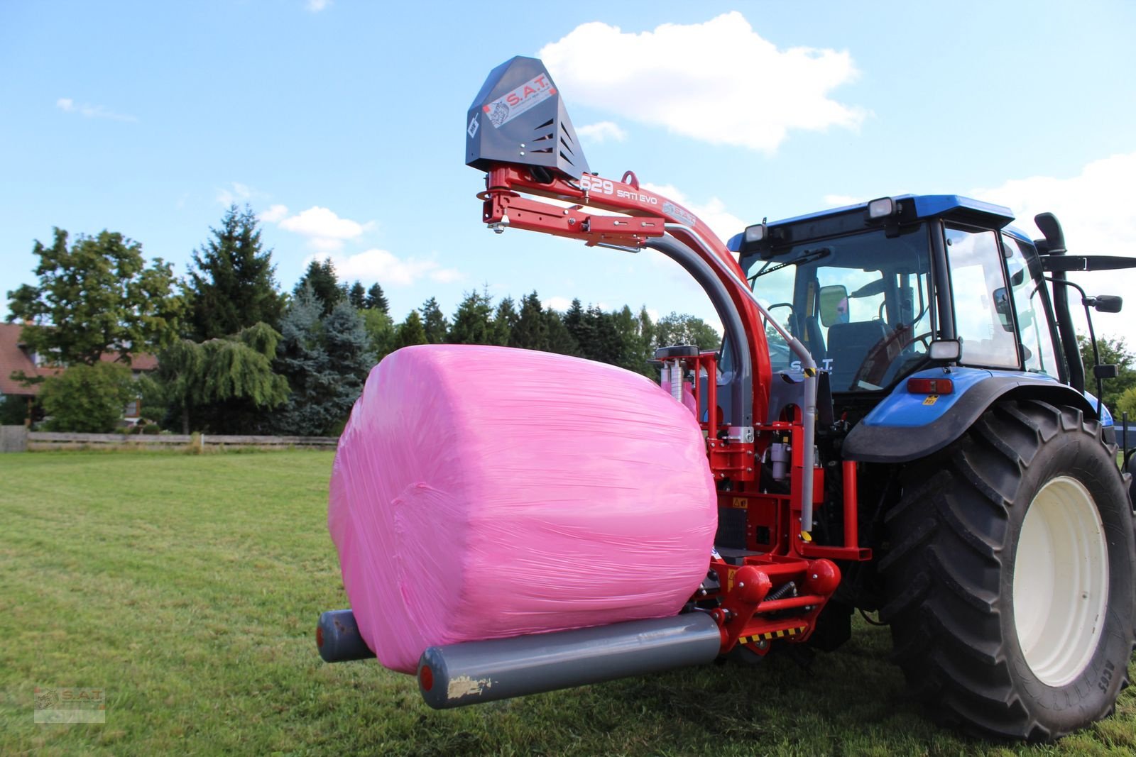 Ballenwickler of the type Metal-Fach Z 629-Vollautomatischer Dreipunktwickler, Neumaschine in Eberschwang (Picture 4)