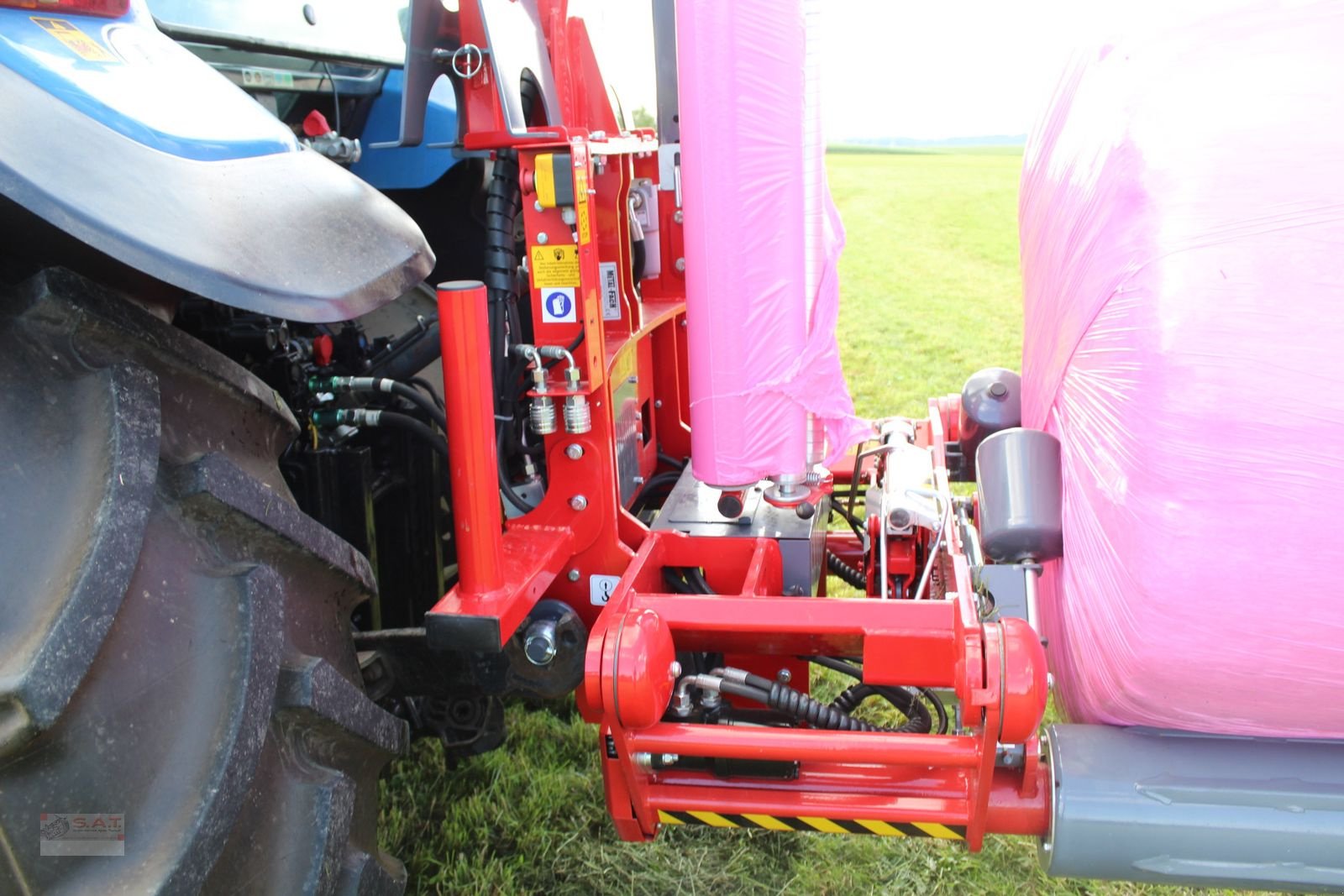 Ballenwickler of the type Metal-Fach Z 629-Vollautomatischer Dreipunktwickler, Neumaschine in Eberschwang (Picture 20)