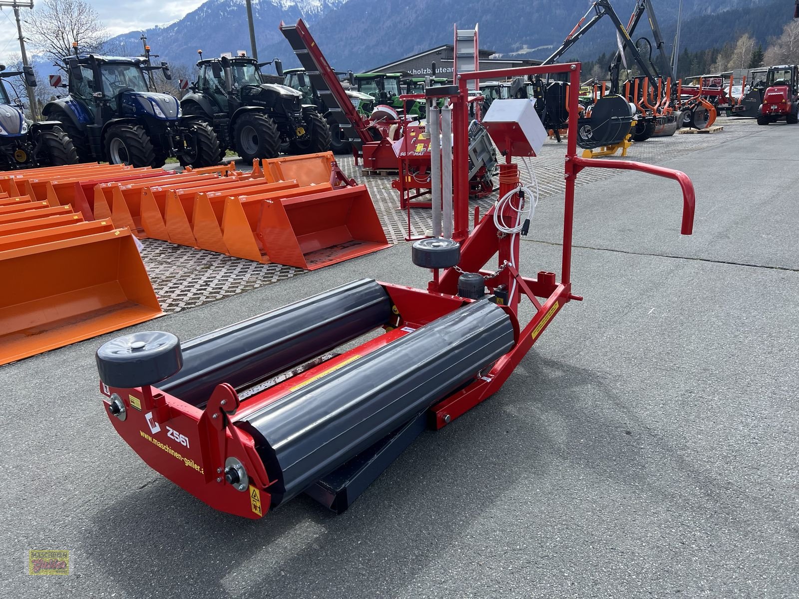 Ballenwickler des Typs Metal-Fach Z561 mit Elektroantrieb, Neumaschine in Kötschach (Bild 5)