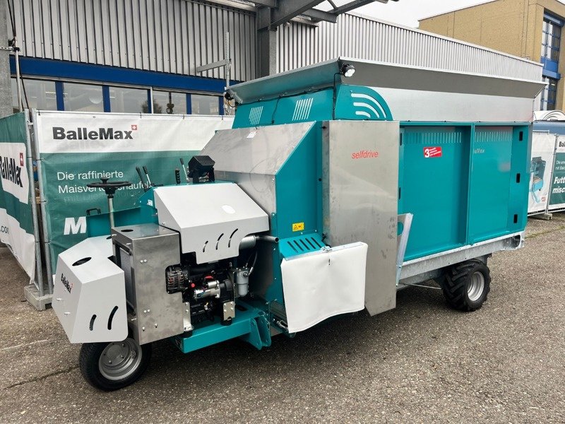 Ballenwickler des Typs Sonstige Silocombi 320 XL, Ausstellungsmaschine in Wittenbach (Bild 1)