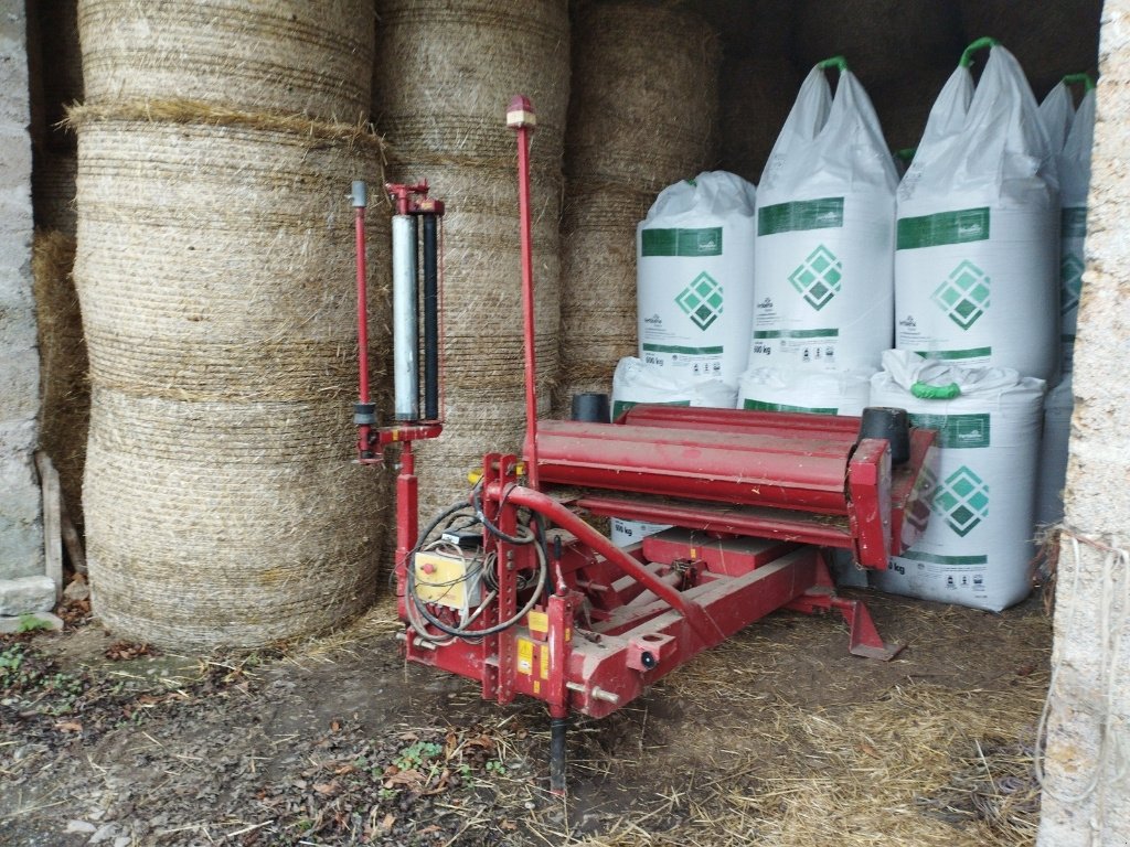 Ballenwickler Türe ait Supertino ABS 15 P, Gebrauchtmaschine içinde Saint-Affrique (resim 2)