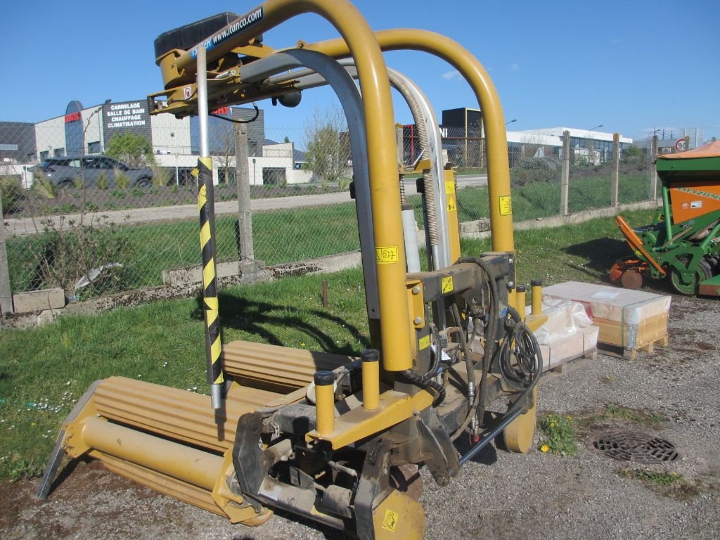 Ballenwickler des Typs Tanco 1540 EH, Gebrauchtmaschine in RODEZ (Bild 1)