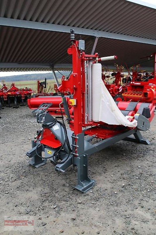Ballenwickler of the type Unia FALA E Rundballen-Wickelgerät, Neumaschine in Ostheim/Rhön (Picture 5)