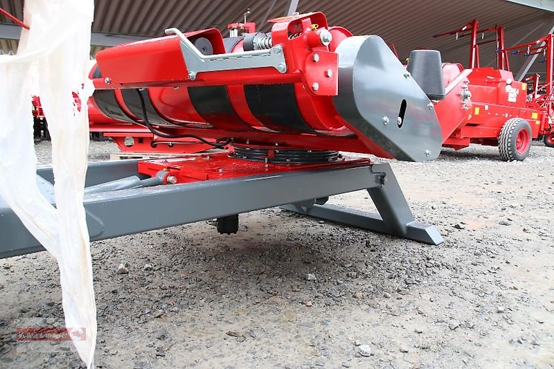 Ballenwickler typu Unia FALA E Rundballen-Wickelgerät, Neumaschine v Ostheim/Rhön (Obrázek 7)