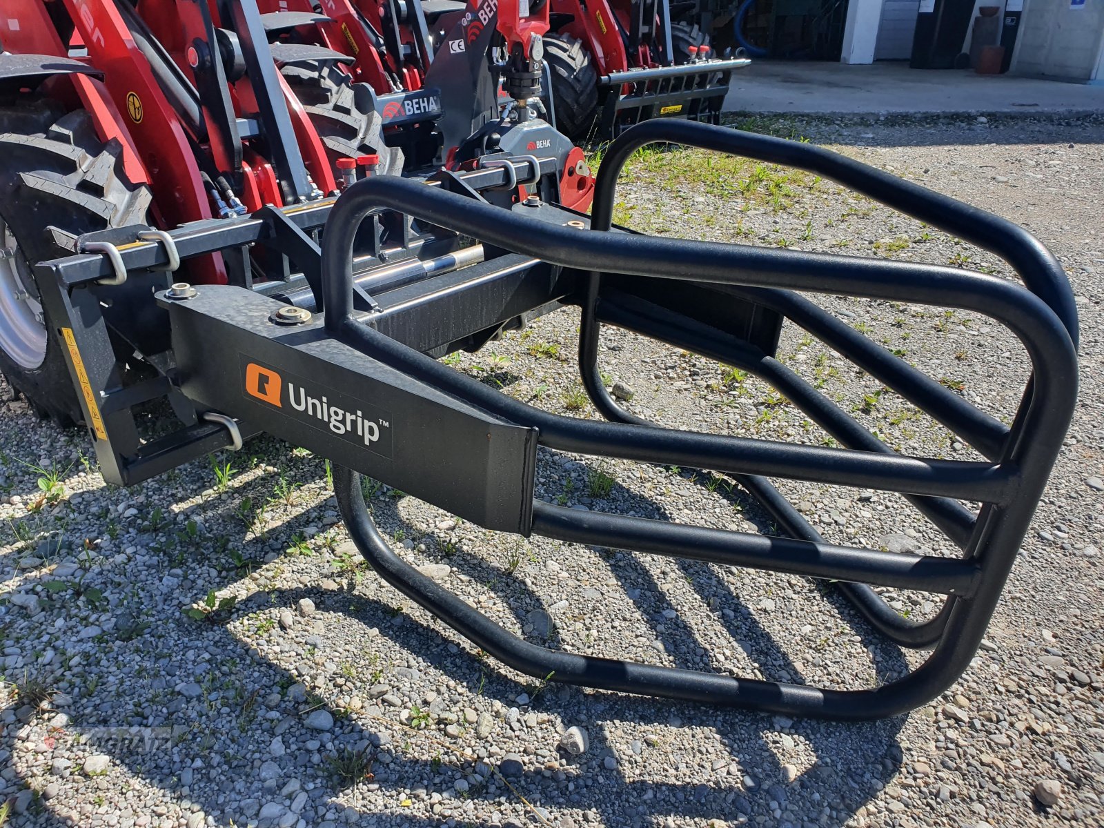 Ballenzange типа Alö Unigrip 130, Neumaschine в Eberfing (Фотография 2)