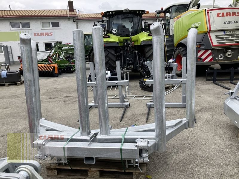 Ballenzange des Typs Fliegl BTGFLM000030V SCHMETTERLING, Neumaschine in Cham (Bild 7)