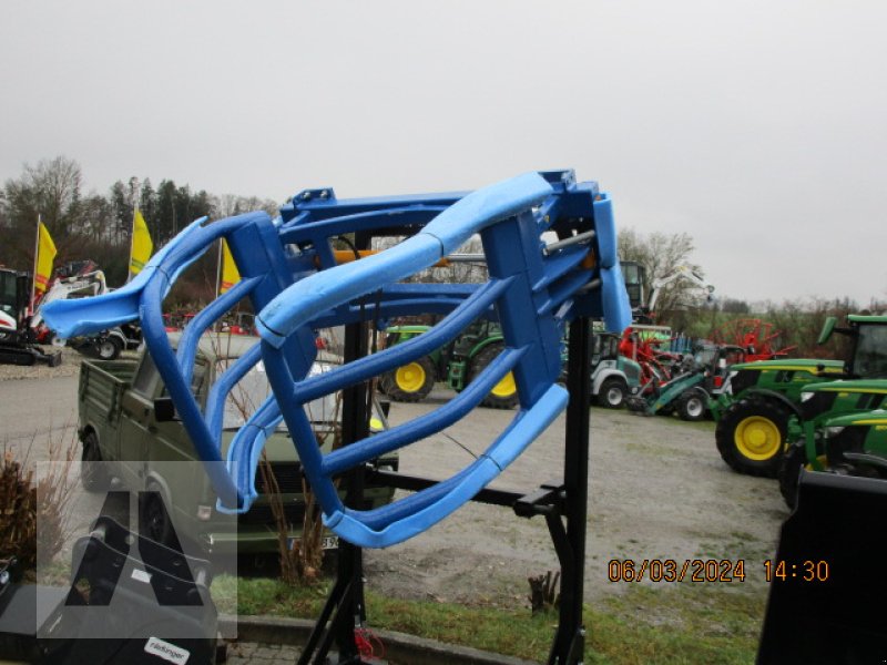 Ballenzange des Typs Göweil RBG, Neumaschine in Soyen (Bild 3)