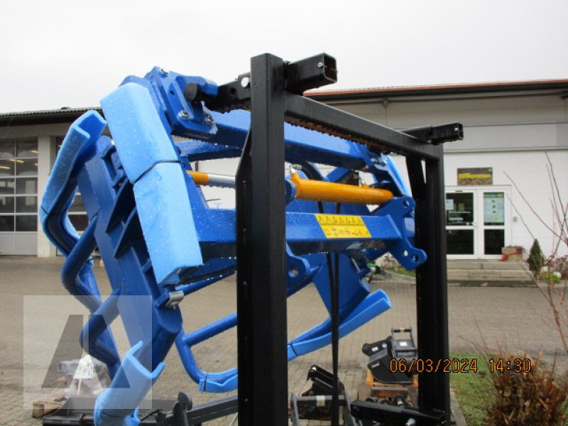 Ballenzange des Typs Göweil RBG, Neumaschine in Soyen (Bild 4)