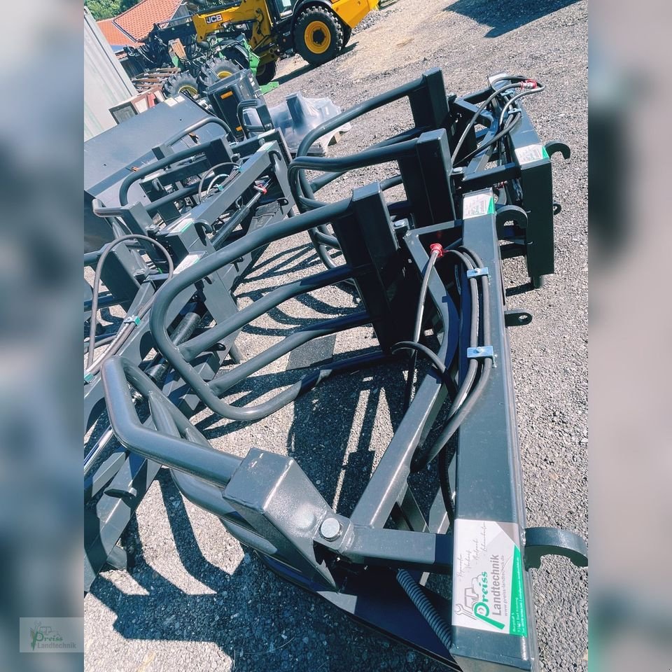 Ballenzange des Typs PreissTec Rundballenzange, Neumaschine in Bad Kötzting (Bild 3)