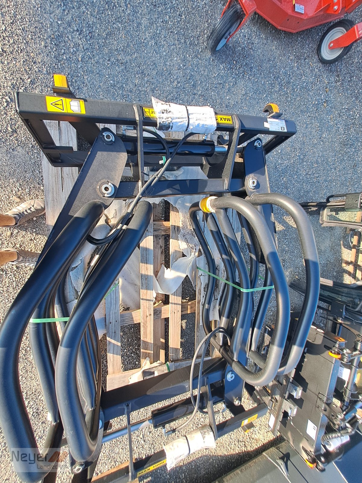 Ballenzange des Typs Quicke Unigrip 160, Neumaschine in Bad Waldsee Mennisweiler (Bild 2)