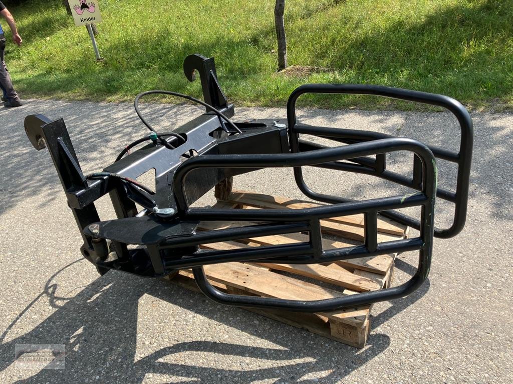 Ballenzange des Typs Sonstige Großballenzange mit JCB Q-Fit, Neumaschine in Deutsch - Goritz (Bild 1)