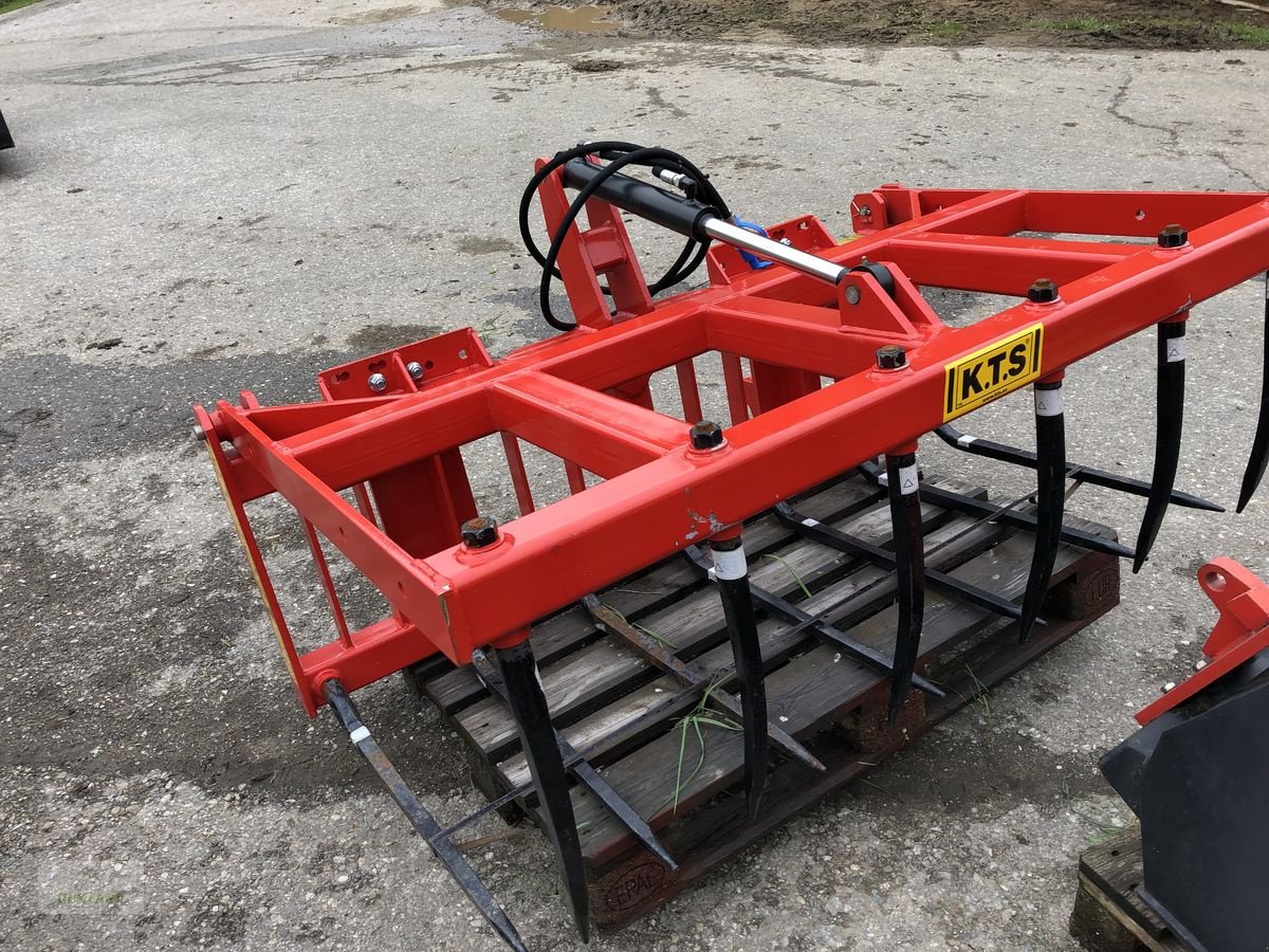 Ballenzange des Typs Sonstige KTS, Neumaschine in Bad Leonfelden (Bild 1)